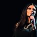 "Kur dikush erdhi për të më marrë me një Porsche, unë nuk hypa; zgjodha metronë," tregon Laura Pausini: Shita 40 milionë albume, por mbeta pa asnjë qindarkë.