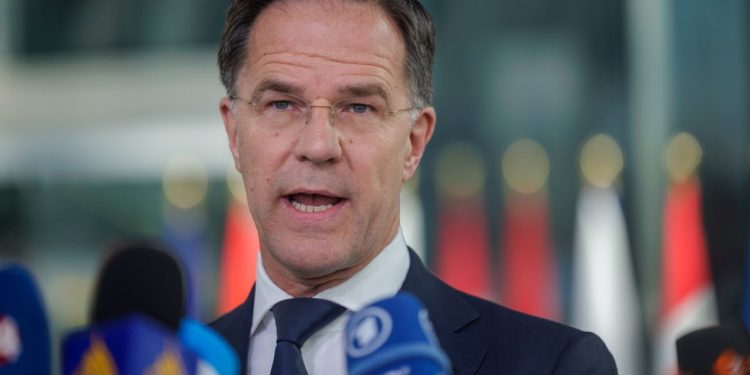 Mark Rutte: Anëtarët e NATO-s duhet të sulmojnë dronët rusë 'nëse është e nevojshme'