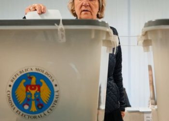 Marrëdhëniet mes Bashkimit Evropian dhe Rusisë: Shtetet e Europës Lindore votojnë për të ardhmen e tyre, zgjedhje historike përballë kërcënimeve nga Kremlini.