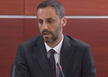 Ministri i Drejtësisë Besfor Lamallari diskuton mbivendosjen në legjislacion përmes AI: Fokus në përmirësimin e infrastrukturës së burgjeve