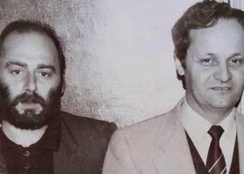 Mitro Çela tregon për takimin me Lasgush Poradecin në '87: 'Këta të Komitetit Ekzekutiv duhet të hanë bukë para vdekjes' - si një fantazmë erdhi dhe iku.