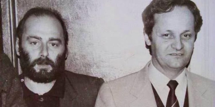 Mitro Çela tregon për takimin me Lasgush Poradecin në '87: 'Këta të Komitetit Ekzekutiv duhet të hanë bukë para vdekjes' - si një fantazmë erdhi dhe iku.