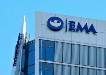 Mjekët evropianë kritikojnë Trump: Paracetamoli gjatë shtatzënisë nuk shkakton autizëm