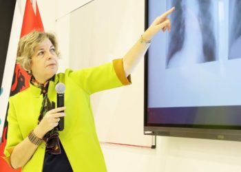 Mjekja italiane Evis Sula emërohet ministre e re e Shëndetësisë në Shqipëri