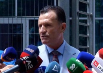 Mungesa e Metës në seancën paraprake, Kujtim Cakrani shprehet: Kam kaluar një ndërhyrje kirurgjikale, shëndeti im...