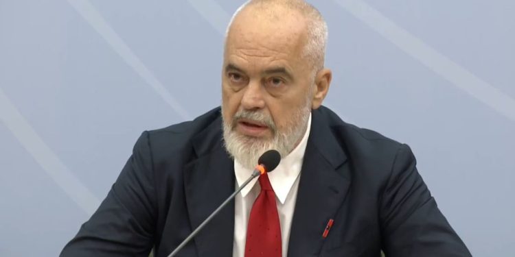 Ndërtimet e paligjshme: "Fshehjen nën mbrojtjen e babait", Rama për punonjësin e AMP: Drejtues i paditur, nuk e di se gënjeshtrat kanë jetë të shkurtër.