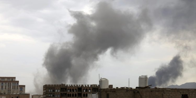 Netanyahu reagon ndaj sulmeve izraelite mbi Huthët në Jemen: "Do të godasim gjithkënd që na sulmon"