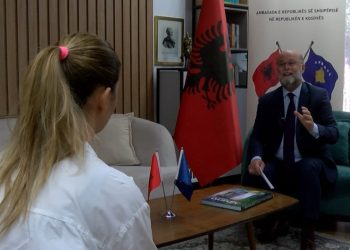 “Netët e filmit shqiptar” në Prishtinë, organizohet nga Ambasada Shqiptare / Nderohet Dhimitër Anagnosti.