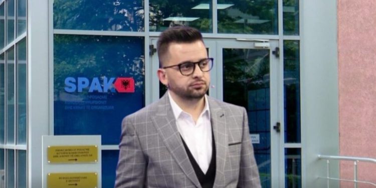 Nga tenderi te transferimi i aksioneve: Si u krijua sistemi që çoi Erion Isain në SPAK