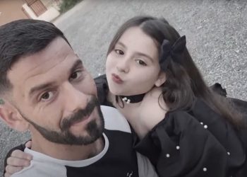 Ngjarja tragjike që bashkoi shqiptarët/ Kryefamiljari humb jetën në aksident, shqiptarët mobilizohen për t’i dhuruar shtëpi.