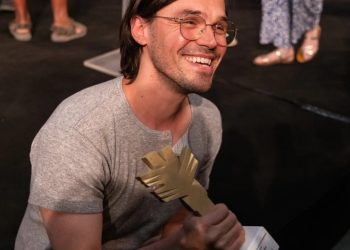 Ngjarje Befasuese: Regjisori shqiptar shpallet fitues në Festivalin e Filmit me film të shkurtër në Greqi