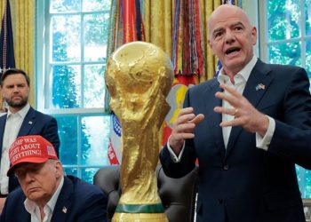 Një ide që mund të transformojë futbollin: FIFA po shqyrton seriozisht zgjerimin e Kupës së Botës me më shumë skuadra të angazhuara.