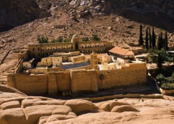 Një ndër vendet më të shenjta globalisht po transformohet në një mega-rezort të madh luksoz.