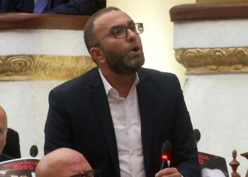 PS Propozimi i Niko Peleshin: Fillon votimi i fshehtë për Kryetarin e Kuvendit, opozita në bojkot. Bardhi: Kjo shumicë nuk ka legjitimitet për të votuar.