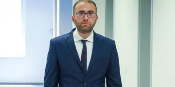 PS propozon krijimin e 11 Komisioneve Parlamentare, opozita kundërshton; Bardhi: Nga 3 komisione që menaxhonim, na lanë 1 e gjysmë.