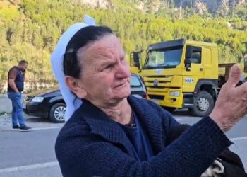 Pas prishjes së objektit në Valbonë, të moshuarit shprehin dhimbjen e tyre për humbjen e mundësive për jetesë