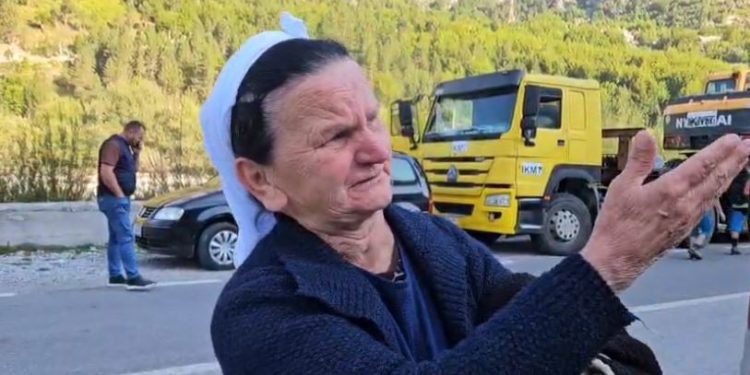 Pas prishjes së objektit në Valbonë, të moshuarit shprehin dhimbjen e tyre për humbjen e mundësive për jetesë
