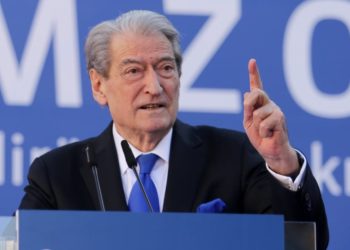 Pas shpalljes së mbledhjes së Parlamentit, zbulohet veprimi i PD. Berisha convokon Kryesinë në seli.