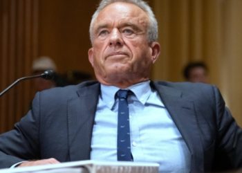 Përdorimi i paracetamolit gjatë shtatzënisë lidhet me riskun e autizmit? Kennedy Jr. tërheq vëmendjen me një raport të ri.