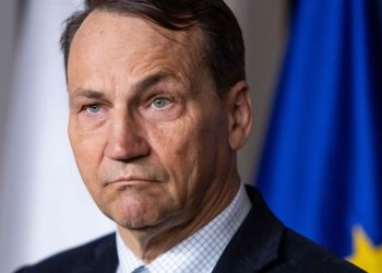 Polonia kërkon një takim të menjëhershëm në OKB pas sulmit me dronë nga Rusia dhe kufizon fluturimet në kufirin me Bjellorusinë.