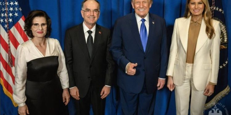 Presidenti Begaj takon Trump në SHBA: Miqësia shqiptaro-amerikane, një lidhje e fortë dhe e qëndrueshme.