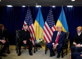Presidenti Trump optimist për rikthimin e territoreve të humbura në Ukrainë, kufijtë e mëparshëm si një mundësi reale.