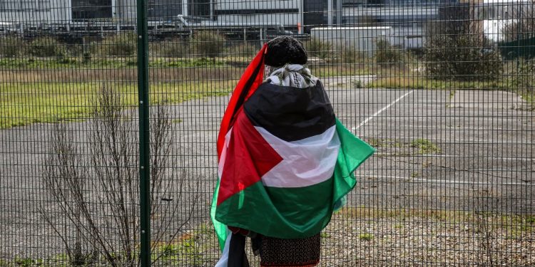 Protestat për Palestinën vazhdojnë, ndërsa fabrika e armëve izraelite në Britani mbyllet papritur.