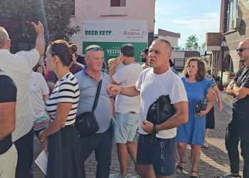 Protestë në Durrës: Banorët e qendrës historike kundër shpronësimeve dhe prishjeve të shtëpive dhe bizneseve.