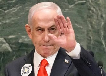 Pse Netanyahu kishte një kod QR në jakën e xhaketës kur foli në OKB?