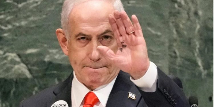 Pse Netanyahu kishte një kod QR në jakën e xhaketës kur foli në OKB?