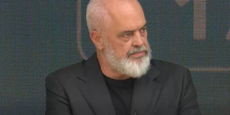 “Rama: Fokus në rritjen e cilësisë dhe numrit të turistëve që vizitojnë vendin tonë”