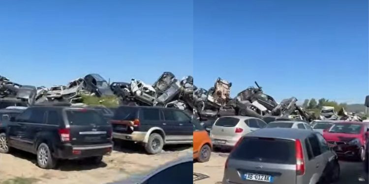 Rama ndaj video nga largimi i varrezave të makinave: Zona e ndotur do të shndërrohet në hapësirë gjelbëruese.