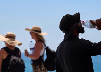 Raporti shokues: Dy të vdekur nga çdo tre këtë verë, shkaktuar nga nxehtësia e jashtëzakonshme - si kriza klimatike po ndikon në jetët tona pa u vënë re.