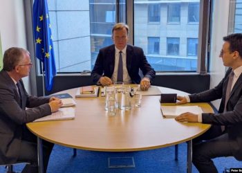 Raundi i dialogut Kosovë-Serbi në Bruksel përfundon pa arritje konkrete.