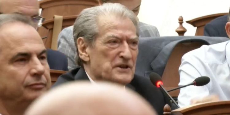 "Rikthimi i seancës", Berisha: Një procesverbal i turpshëm, ka shërbyer për të fshehur 18 Erion Veliaj. Peleshi: Mos përmendni emra.