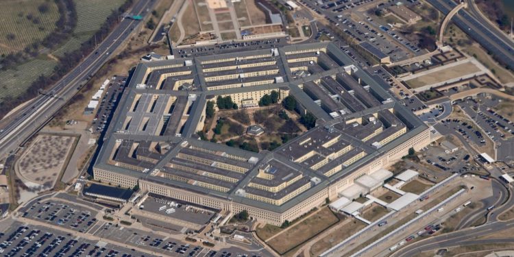 SHBA, ushtarët amerikanë nga çdo cep i globit urdhërohen të marrin rrugën drejt Virxhinisë