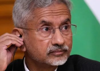 SHBA vendos tarifë prej 100 mijë dollarësh për vizën H-1B, India paralajmëron për pasoja humanitare.