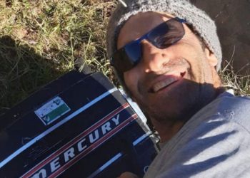 Sërfisti grek humb jetën pas sulmit nga peshkaqeni në Sydney