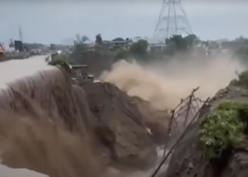 Shkëmbinj të rrezikshëm shkaktojnë tragjedi në Indi pas reshjeve të mëdha, të paktën 15 të vdekur