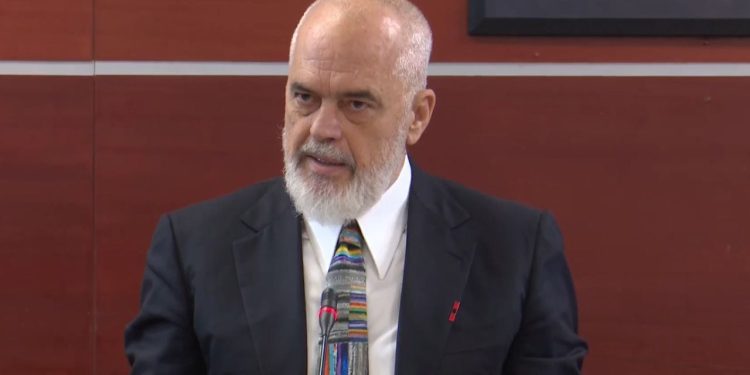 "Shpejt, ministrat ‘jo njeri’ do të bëhen standard" / Rama: Vetëm hajdutët shqyrtojnë se si të vjedhin Diellin.