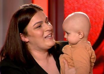 Shpëtim përmes solidaritetit: Lot gëzimi në “Për shqiptarët” për fëmijët e mbështetur.