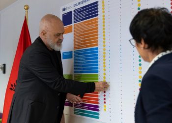 Shqipëria Avancim në Procesin e Anëtarësimit në BE/ Rama: Pesë Grupa Kapituj Mbeten për t’u Hapur. Kos: Do t’i Hapim Brenda Vitit