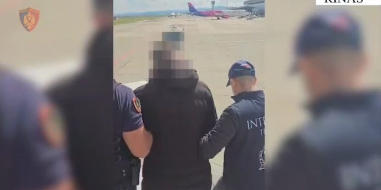 Shullazi dhe urdhri i tij, ai dhunoi dhe kërcënoi me armë bashkëshortin e gjyqtares, 38-vjeçari ekstradohet nga Gjermania.