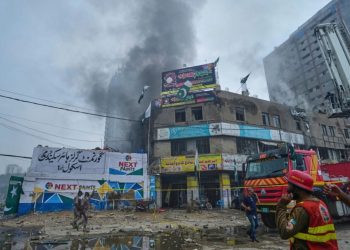 Sulm vetëvrasës gjatë një proteste politike në Pakistan, 11 të vdekur dhe 40 të lënduar