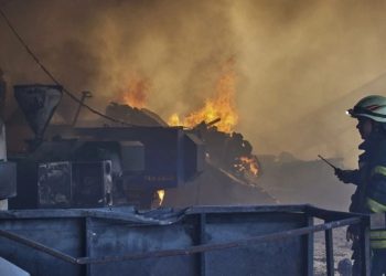 Sulmet ruse në Ukrainë vazhdojnë, Kievi raporton se 502 drona dhe 24 raketa ishin goditje gjatë natës.