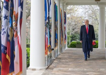 Sulmi izraelit në Katar, Trump “në një situatë të vështirë”, reagim nga Shtëpia e Bardhë: Nuk kishim informacion.