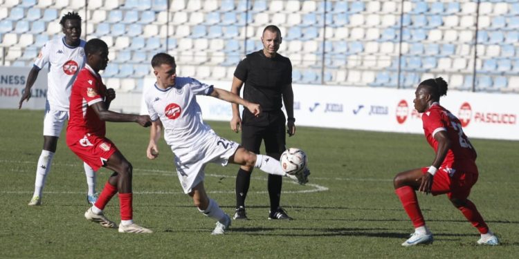 Superiore: Dinamo dështon të fitojë, Blutë barazojnë 0-0 me Bylisin, Vora ngjitet e dyta pas fitores ndaj Flamurtarit (Rezultatet + Renditja)