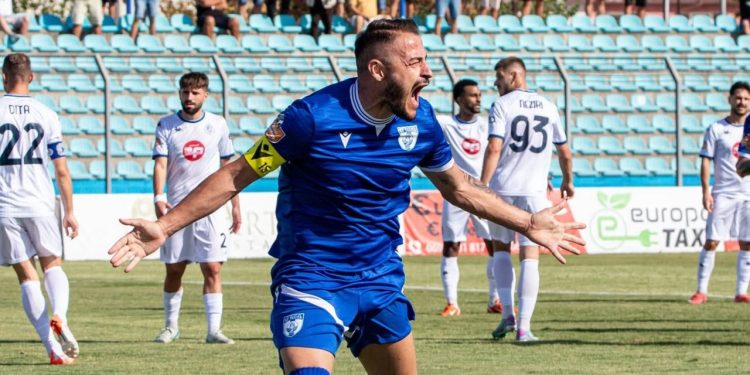 Superiore: Dinamo pëson një tjetër zhgënjim, “Nëndetësja” humbet ndaj Teutës në ndeshjen e prapambetur të javës së parë.