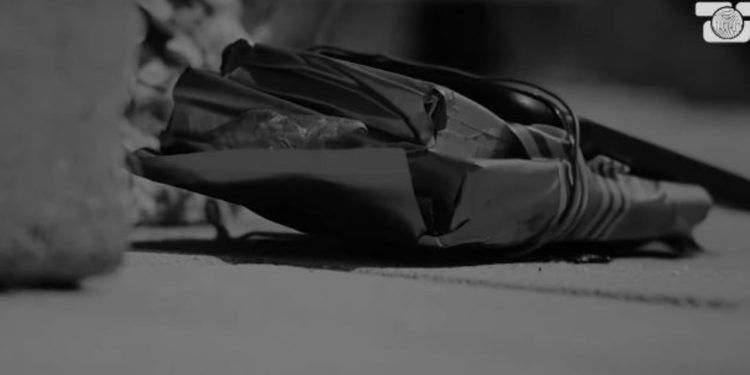 Të dhënat nga një atentat me tritol: Dumani zbulon se skuadra e tij ofroi ujë, por u vunë në rrezik nga shpërthimi.