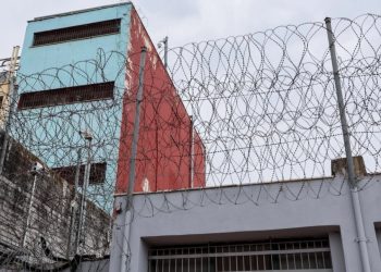 Të huajt në burgjet greke dhe raporti i Trump në OKB: Shqiptarët me përqindje të lartë në krye të renditjes